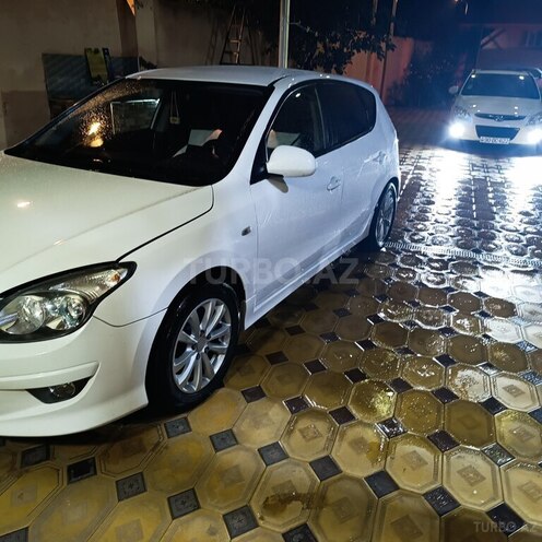 Hyundai i30-7