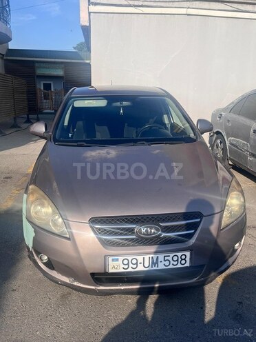 Kia Ceed-1