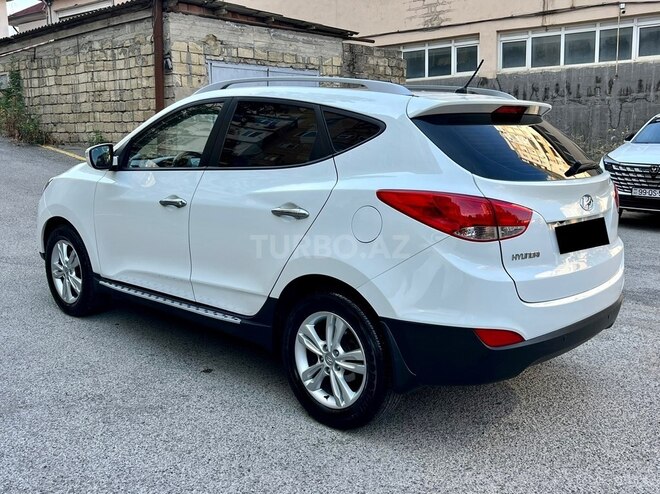 Hyundai ix35-6