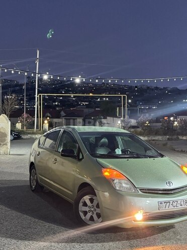 Toyota Prius-2