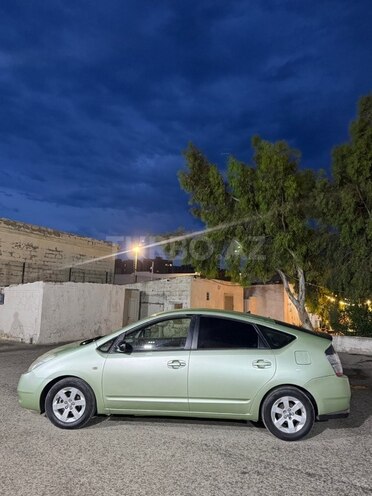 Toyota Prius-9