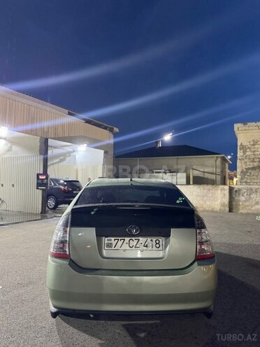 Toyota Prius-10