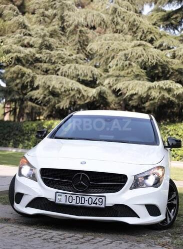 Mercedes CLA 250-1