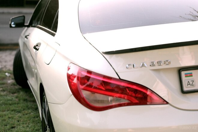 Mercedes CLA 250-5