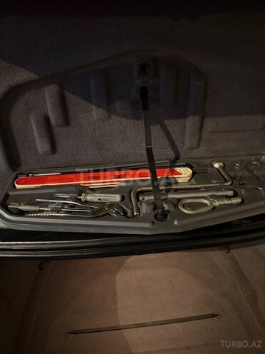 BMW 735-18