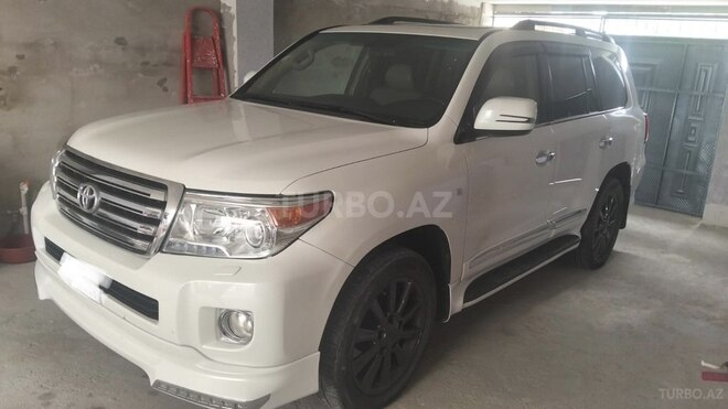 Toyota Land Cruiser-5