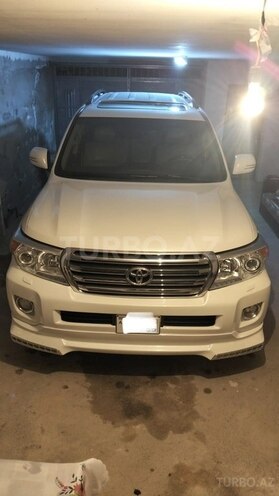 Toyota Land Cruiser-7