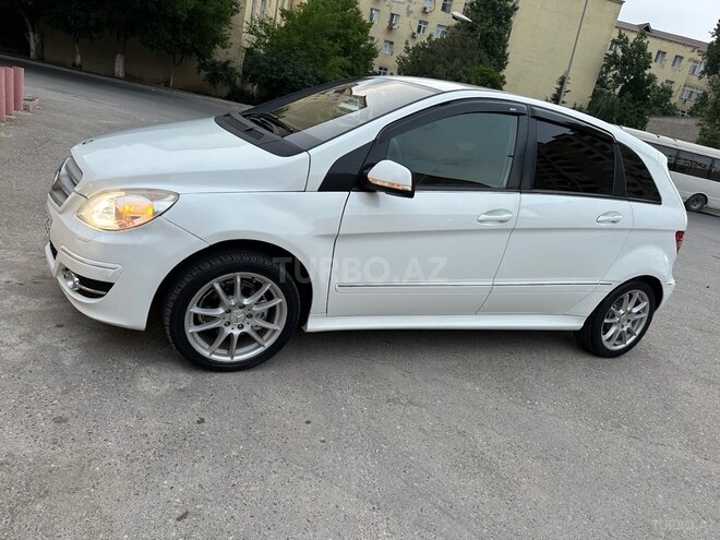 Mercedes B 170-5