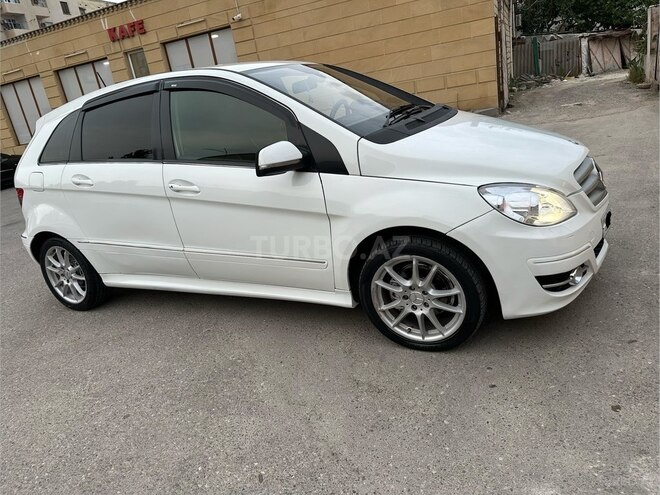 Mercedes B 170-14