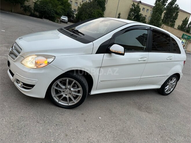 Mercedes B 170-7
