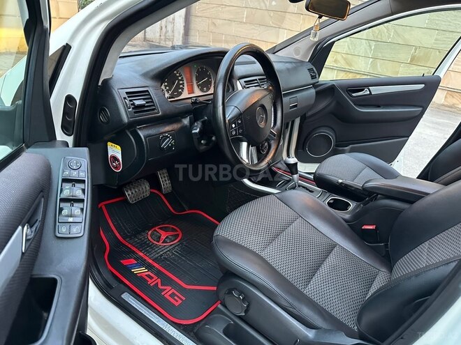 Mercedes B 170-18