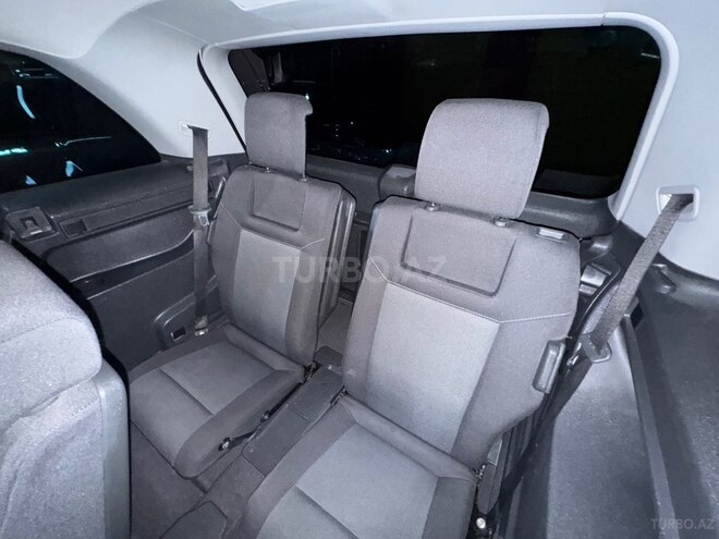 Opel Zafira-13
