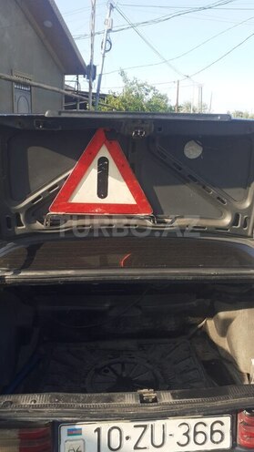 Mercedes 190-9