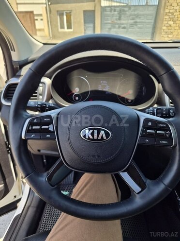 Kia Sorento-11