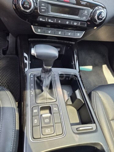 Kia Sorento-14