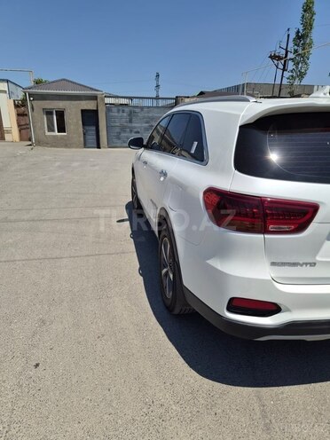 Kia Sorento-5