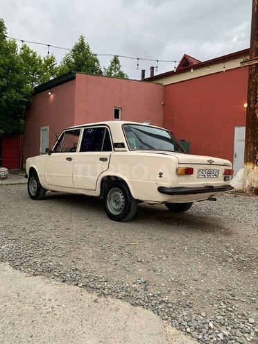 LADA (VAZ) 21011-4