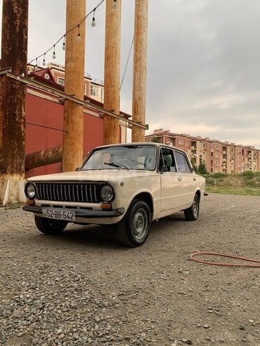 LADA (VAZ) 21011-3