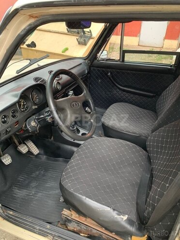 LADA (VAZ) 21011-8