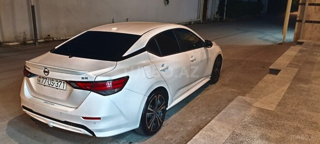 Nissan Sentra-3