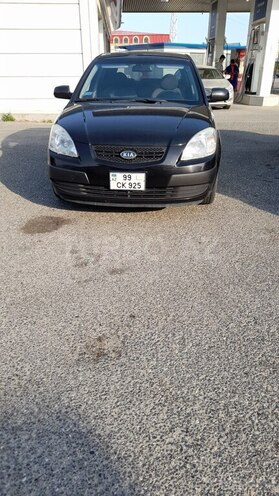 Kia Rio-1