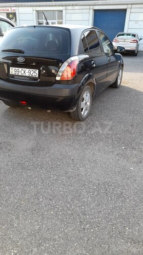 Kia Rio-4