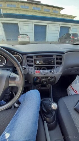 Kia Rio-6