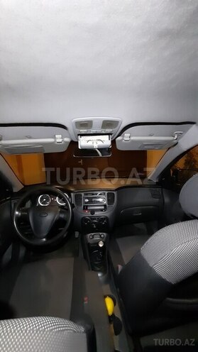 Kia Rio-13