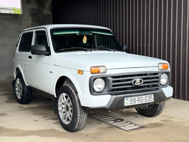 LADA (VAZ) Niva-2