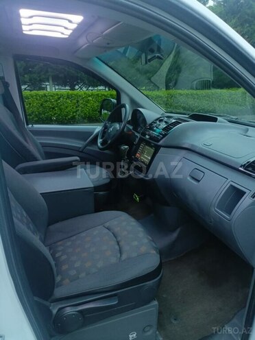 Mercedes Vito 113 CDI-13