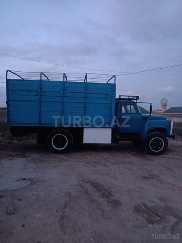 GAZ 53-3