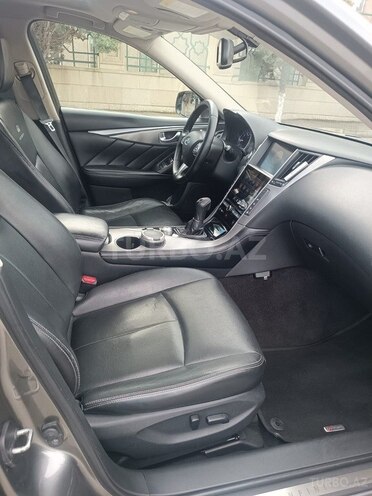 Infiniti Q50-8
