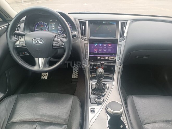 Infiniti Q50-6