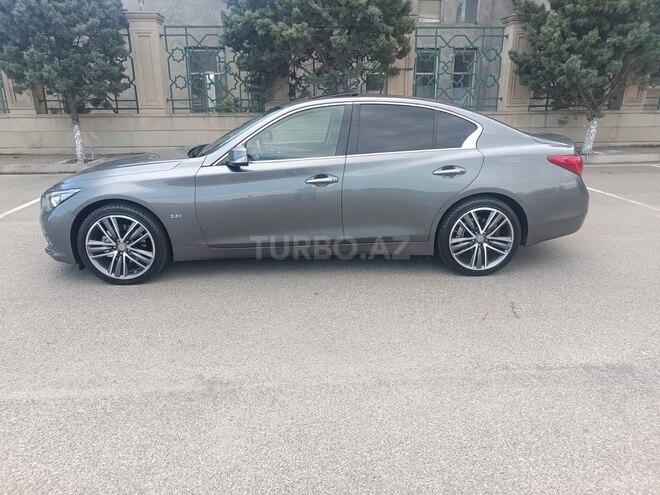 Infiniti Q50-17