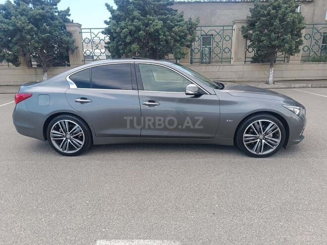 Infiniti Q50-11