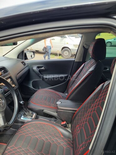 Volkswagen Polo-7