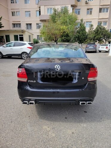 Volkswagen Polo-2