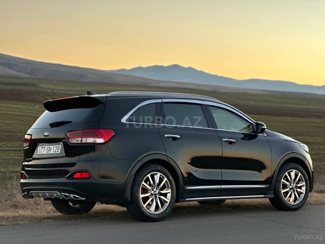 Kia Sorento-4