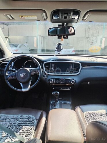 Kia Sorento-17