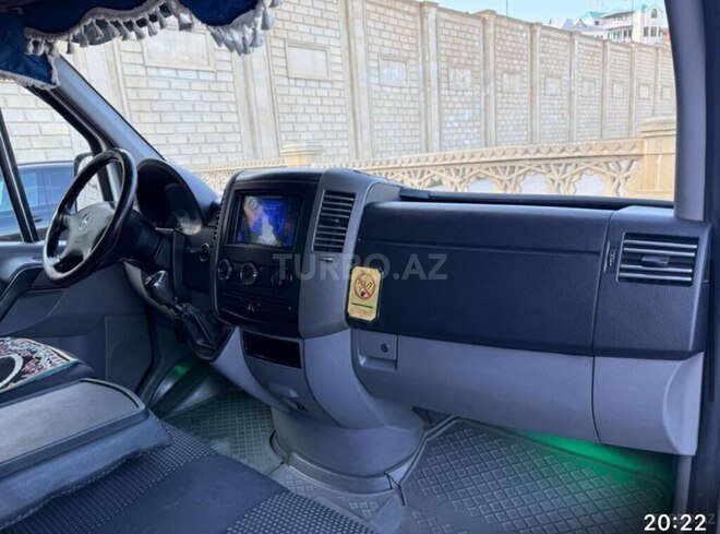 Mercedes Sprinter 515-12
