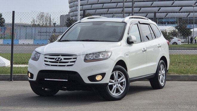 Hyundai Santa Fe-1