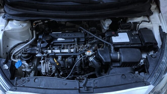 Hyundai i20-10