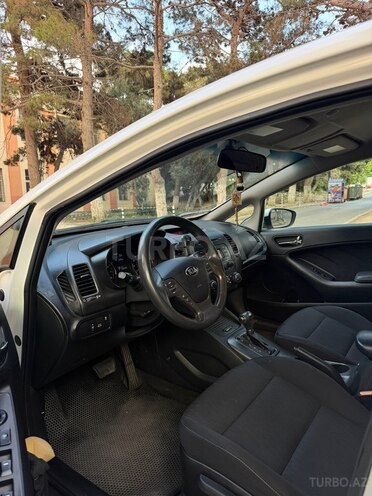 Kia Cerato-6