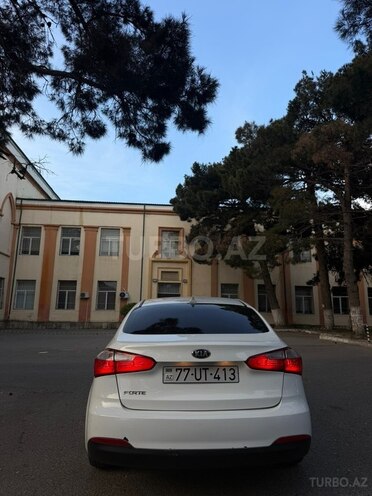 Kia Cerato-4