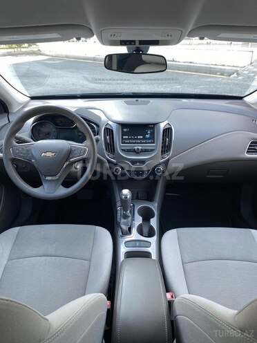 Chevrolet Cruze-3