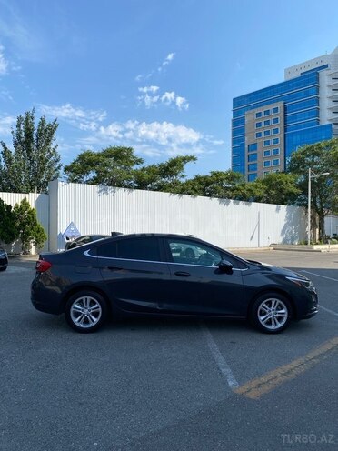 Chevrolet Cruze-8