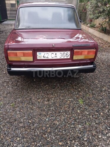 LADA (VAZ) 2107-2