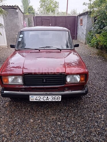 LADA (VAZ) 2107-1