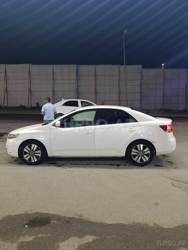Kia Cerato-7