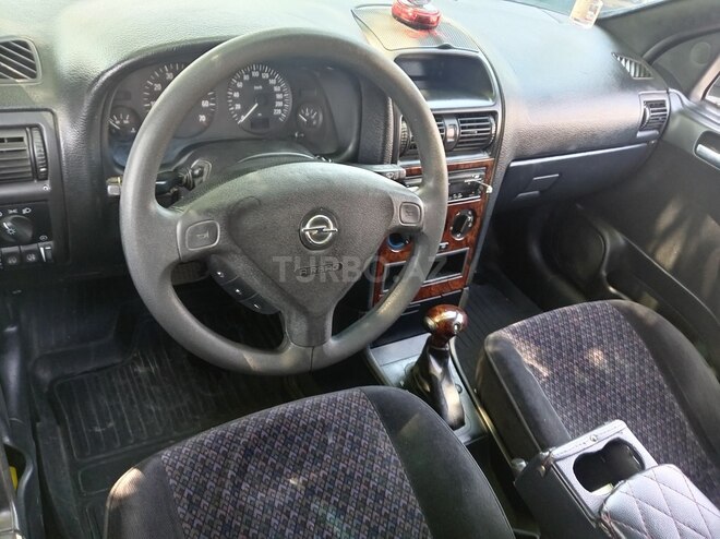 Opel Astra-6